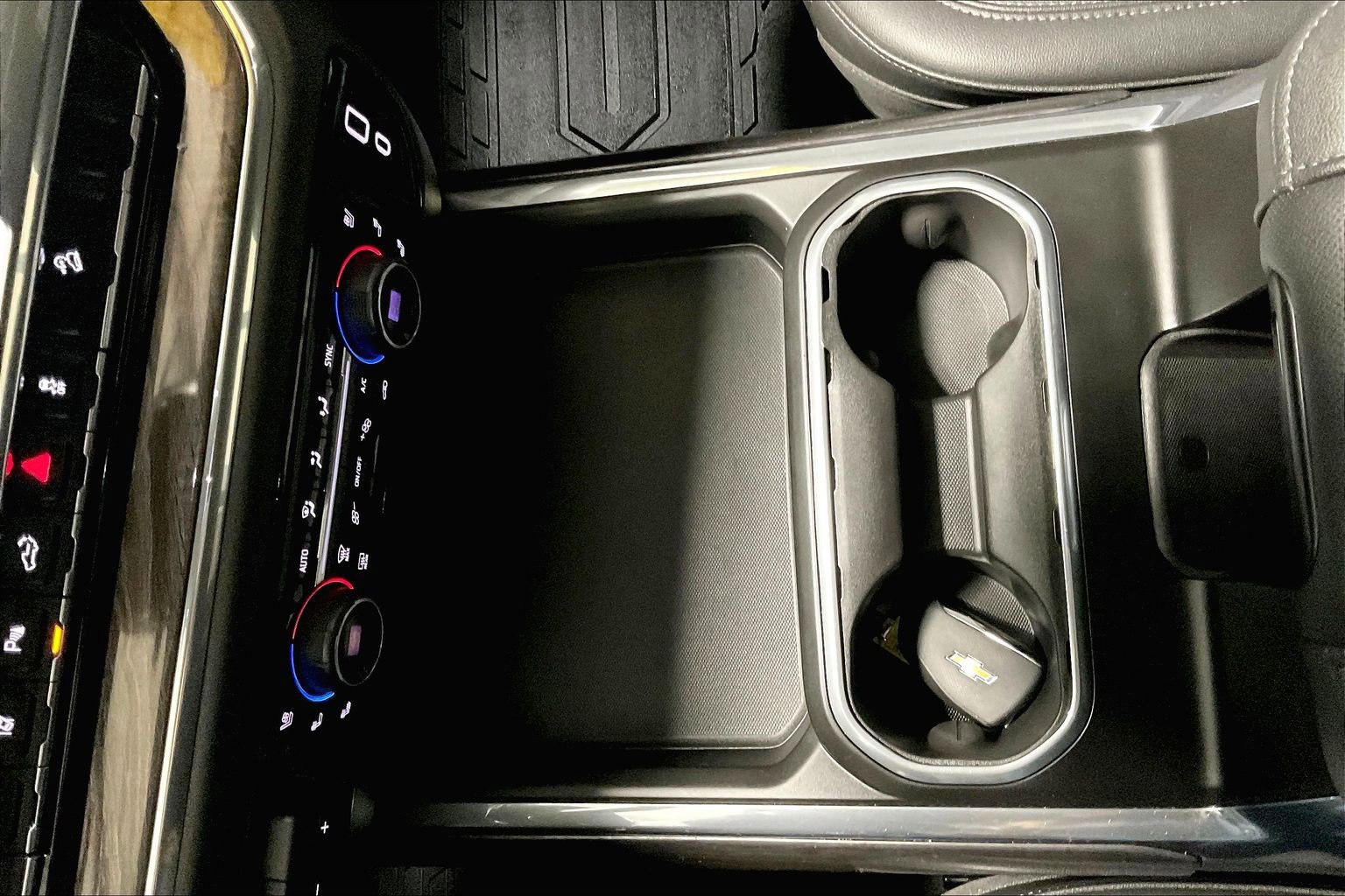 2025 Chevrolet Silverado 2500HD LTZ - Photo 42