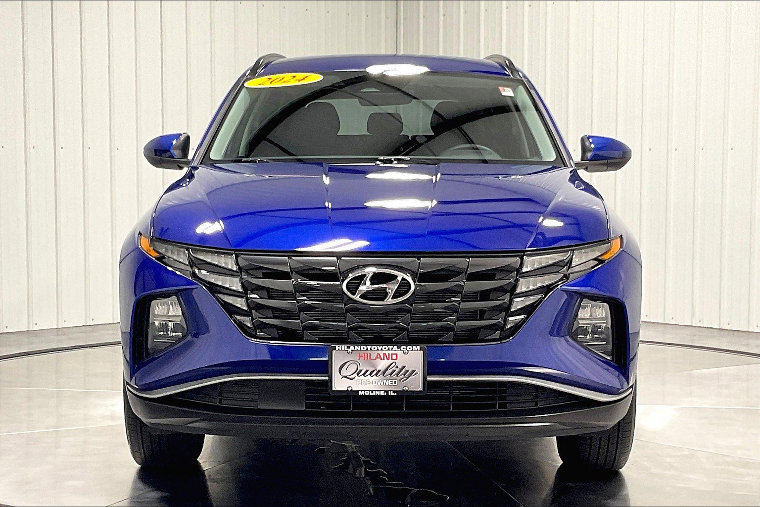 Used 2024 Hyundai Tucson SEL with VIN 5NMJBCDE9RH299748 for sale in Moline, IL