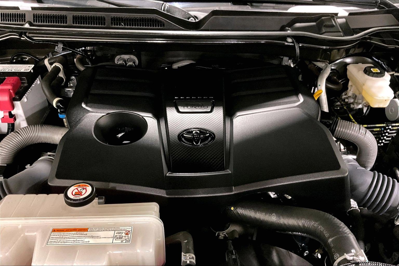 2024 Toyota Tundra SR5 - Photo 10