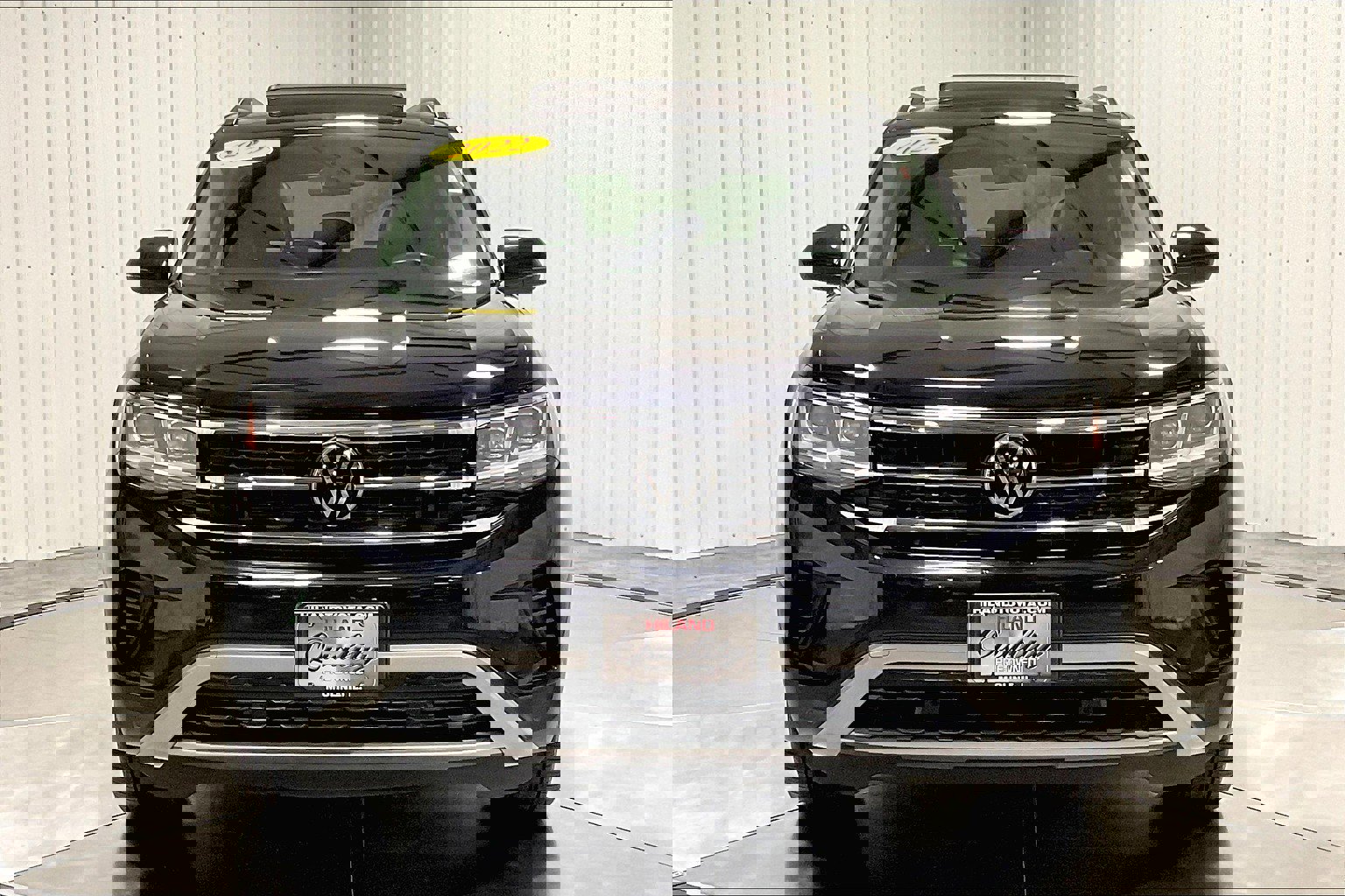 Used 2022 Volkswagen Atlas SE w/Tech with VIN 1V2KR2CA8NC507439 for sale in Moline, IL