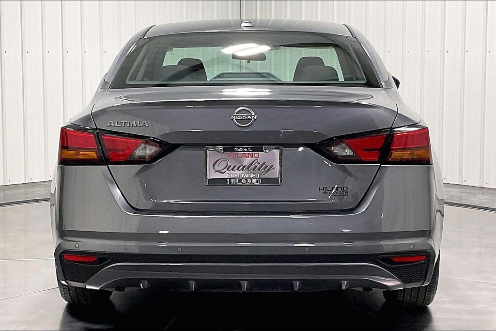 Used 2025 Nissan Altima SV Sedan