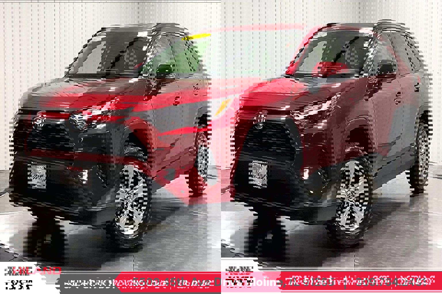 2024 Toyota RAV4 XLE's photo