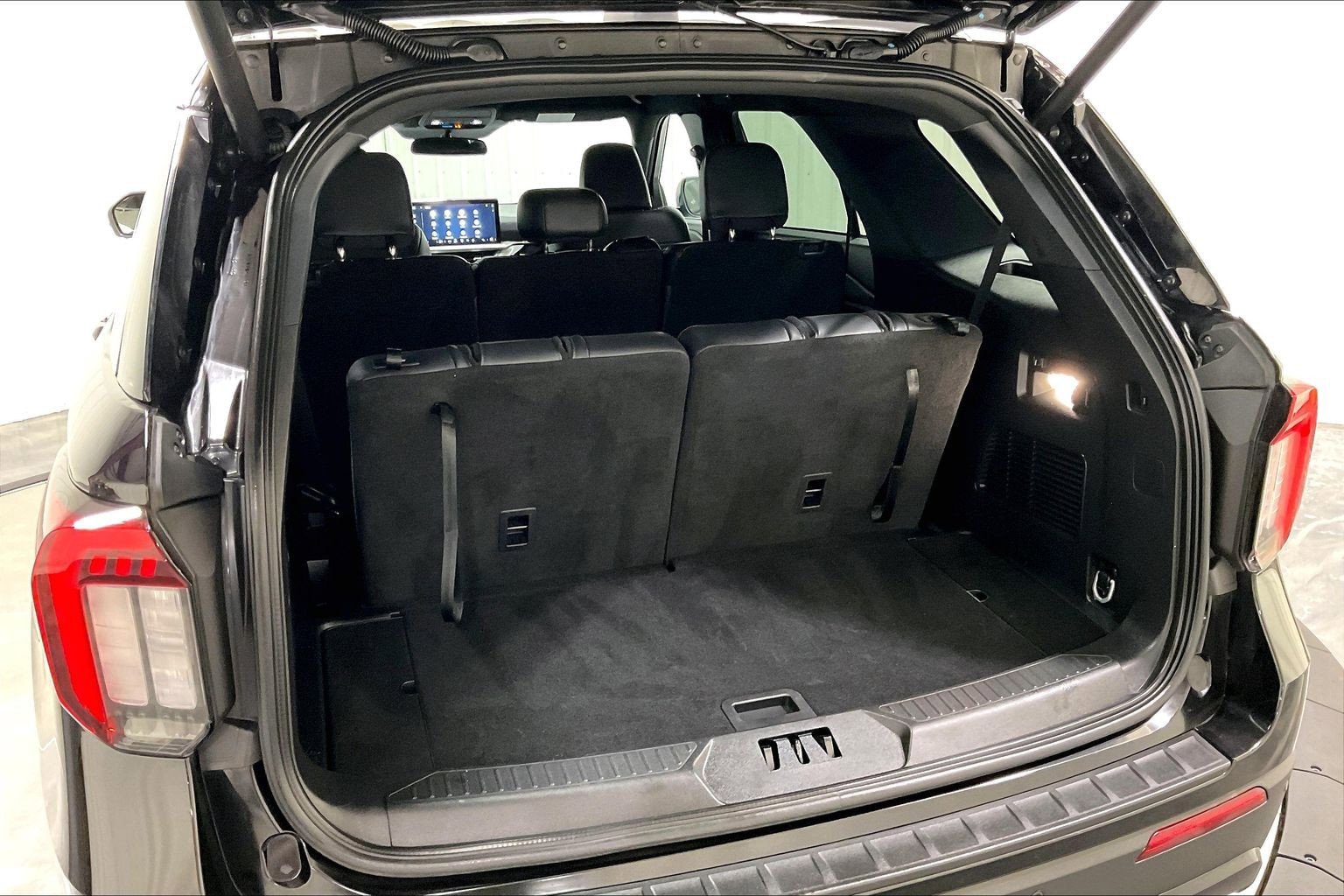 2025 Ford Explorer ST-LINE - Photo 38