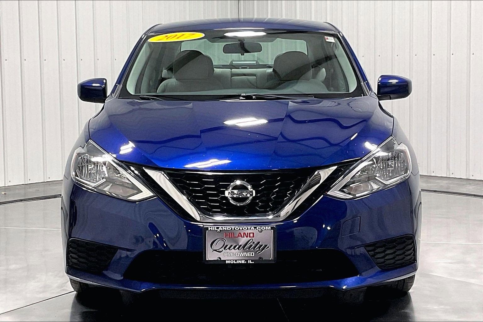Used 2017 Nissan Sentra SV with VIN 3N1AB7AP6HY310273 for sale in Moline, IL