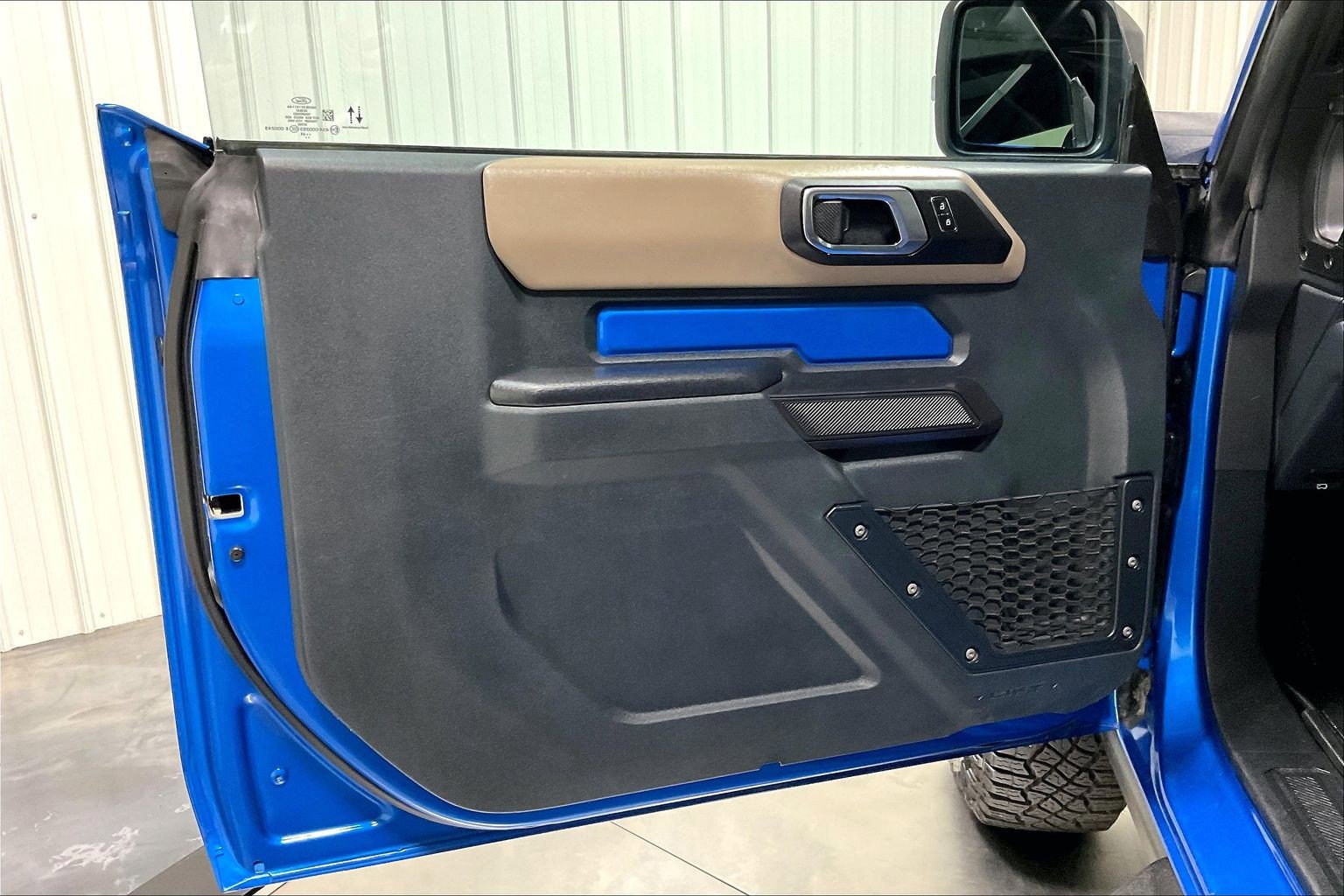 2024 Ford Bronco 2-Door Wildtrak - Photo 23