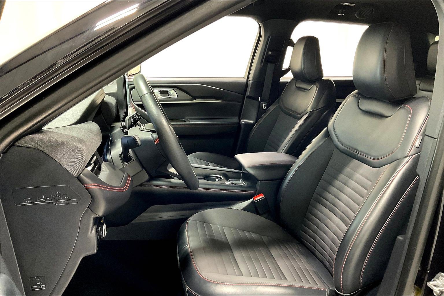 2025 Ford Explorer ST-LINE - Photo 24
