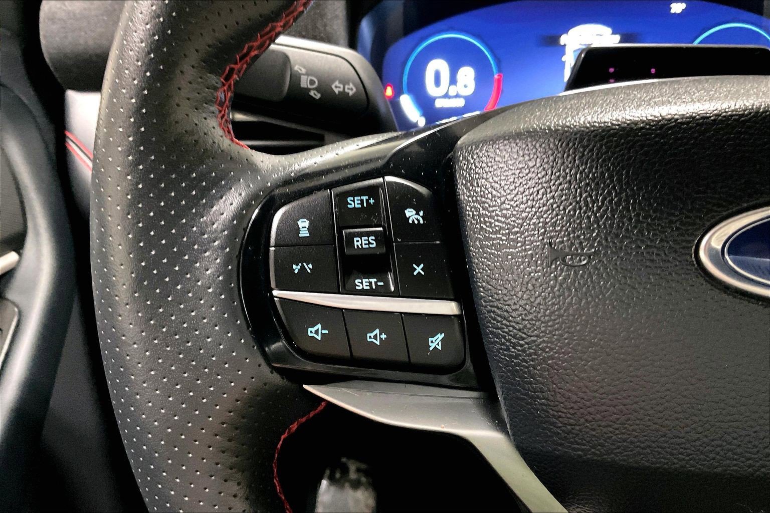2025 Ford Explorer ST-LINE - Photo 18