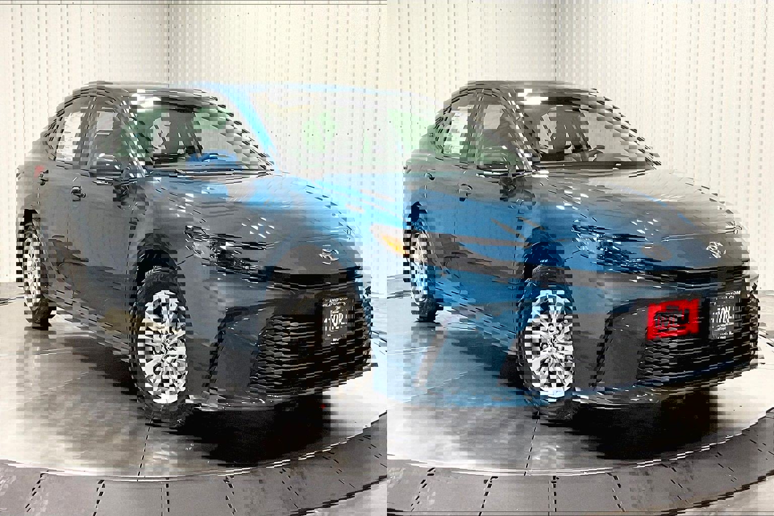 2026 Toyota Camry LE photo 2