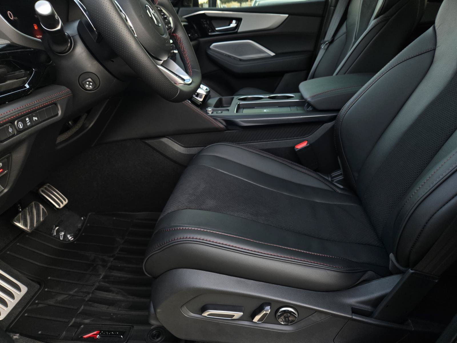 2026 Acura MDX A-Spec Package - Photo 19
