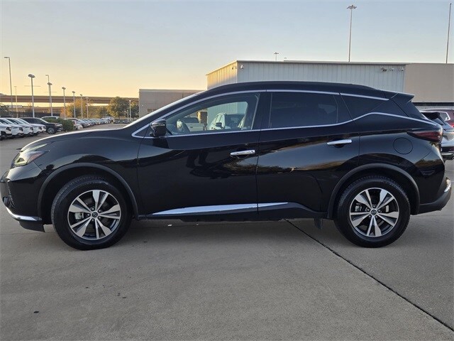 2023 Nissan Murano SV photo 3