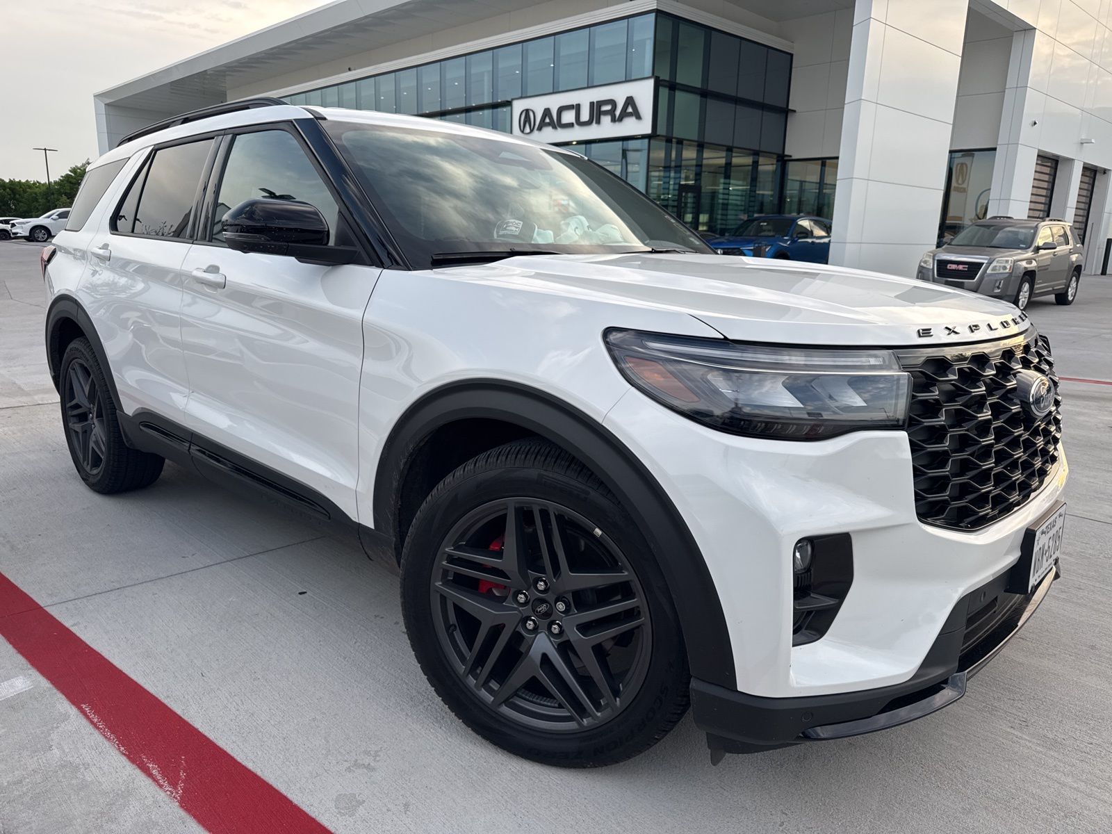 2025 Ford Explorer ST 4WD (PL535)'s photo
