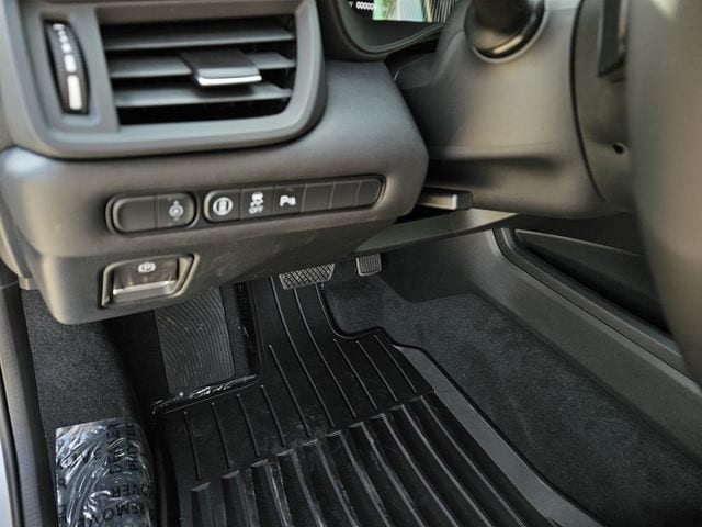 2025 Acura TLX Technology Package - Photo 16