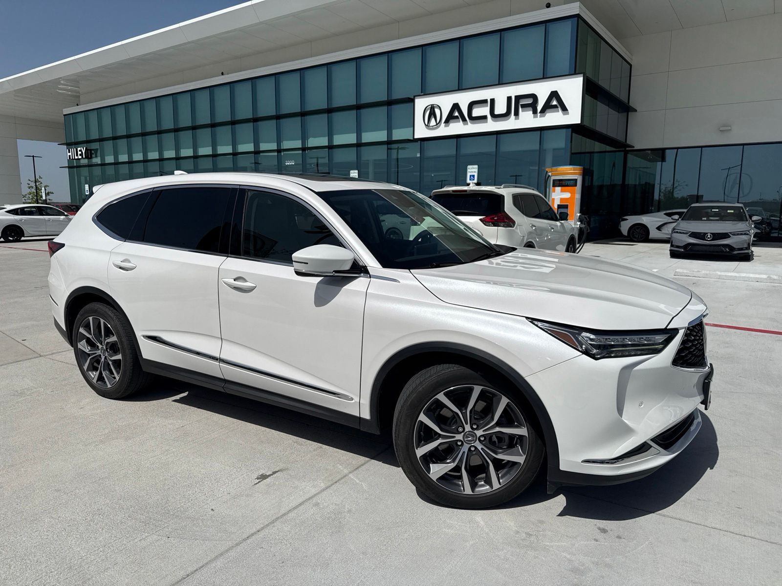 2024 Acura MDX SH-AWD w/Technology Package's photo