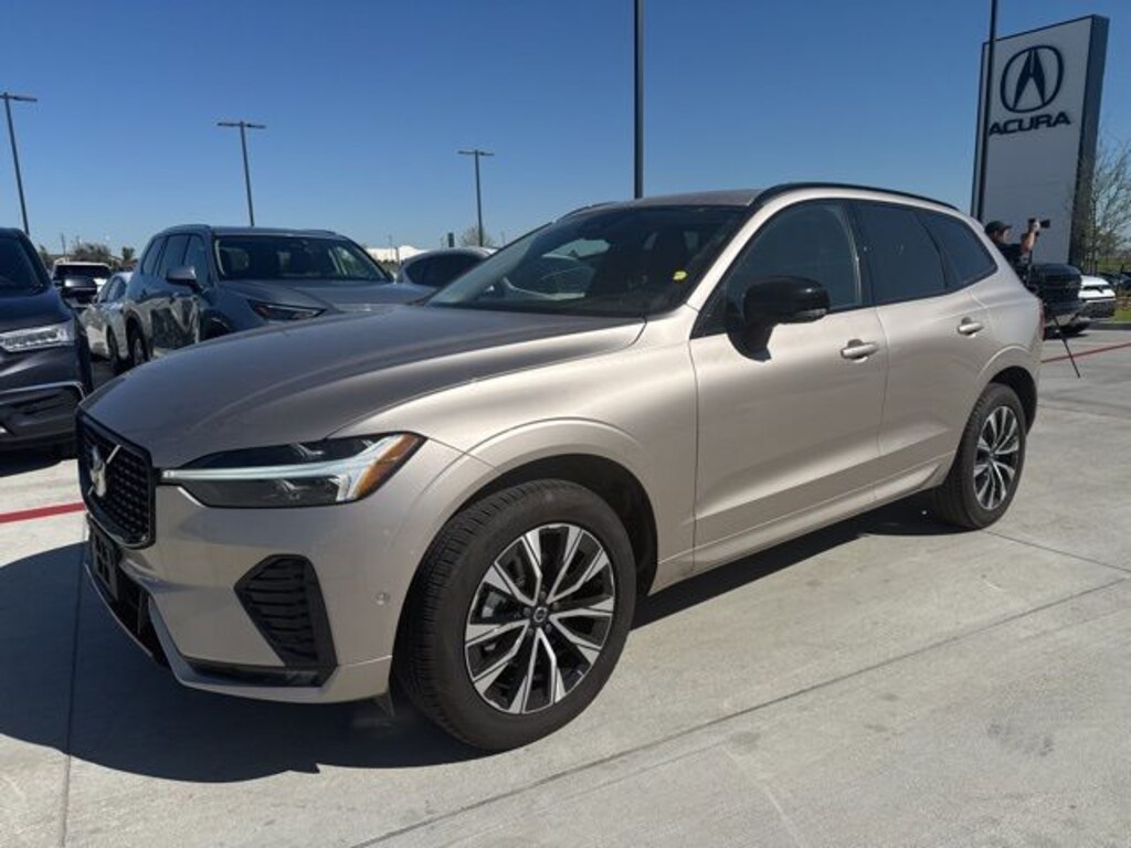 Used 2025 Volvo XC60 B5 Plus SUV