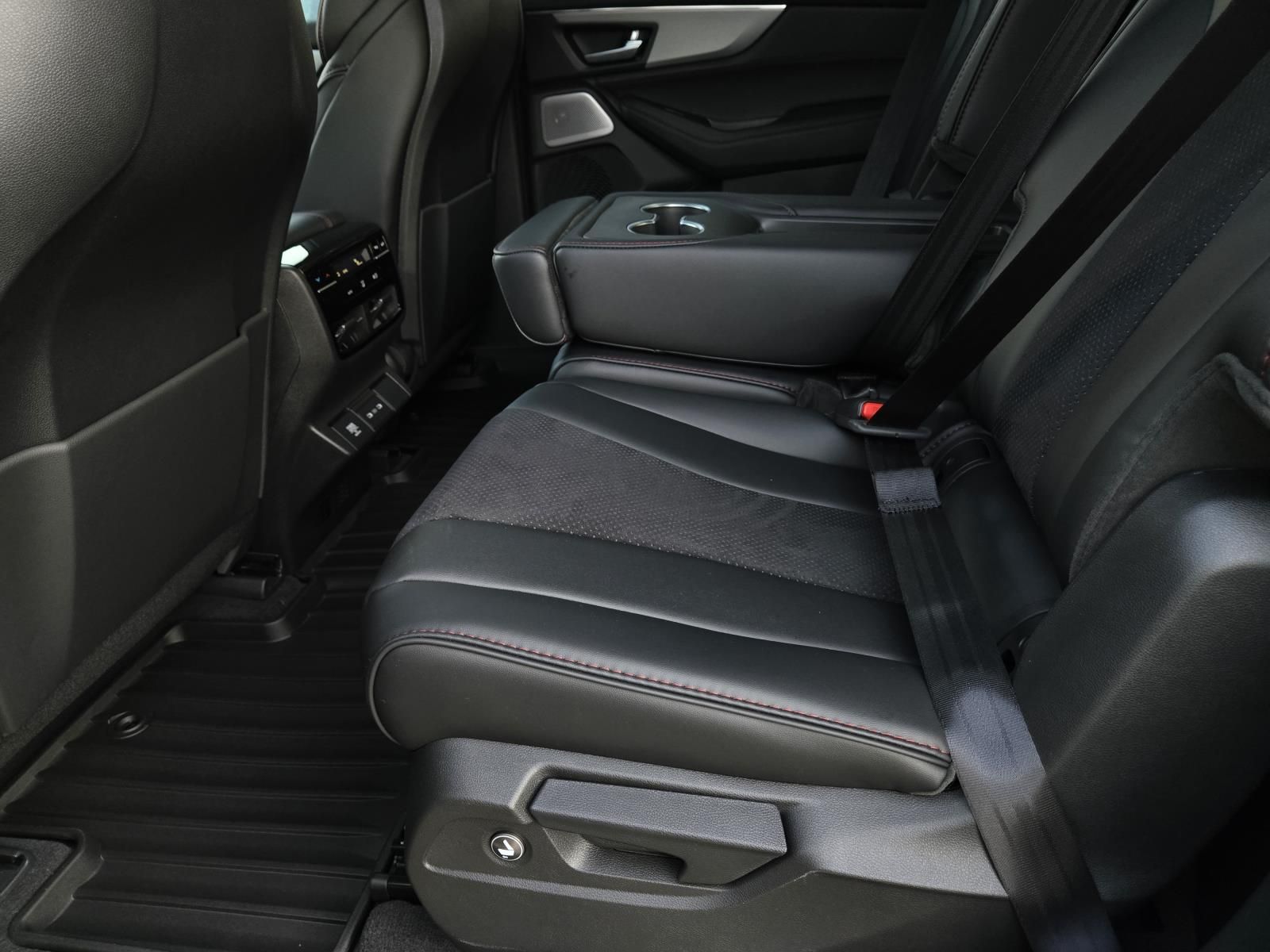 2026 Acura MDX A-Spec Package - Photo 13