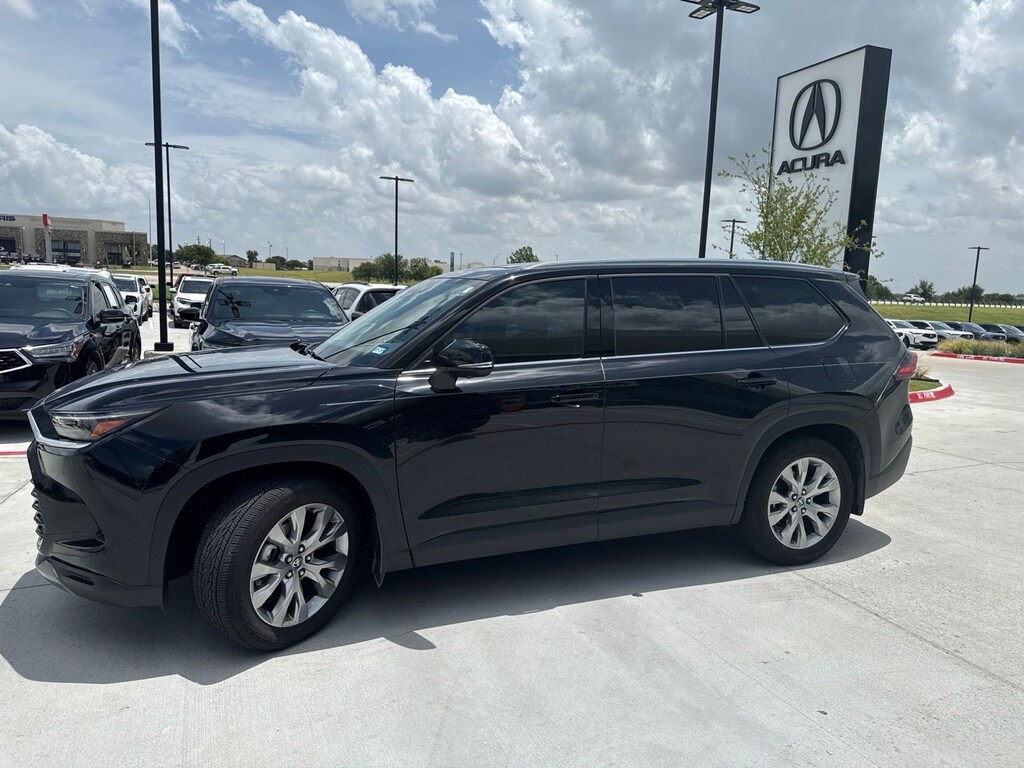 Used 2025 Toyota Grand Highlander Limited SUV