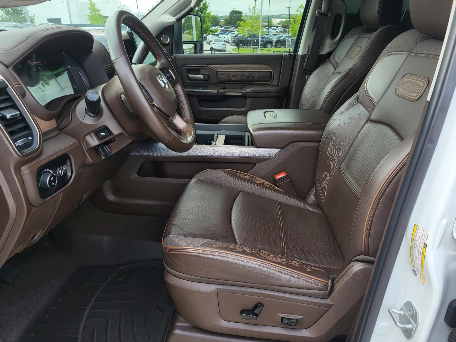 2025 RAM Ram 3500 Pickup Limited/Longhorn - Photo 16