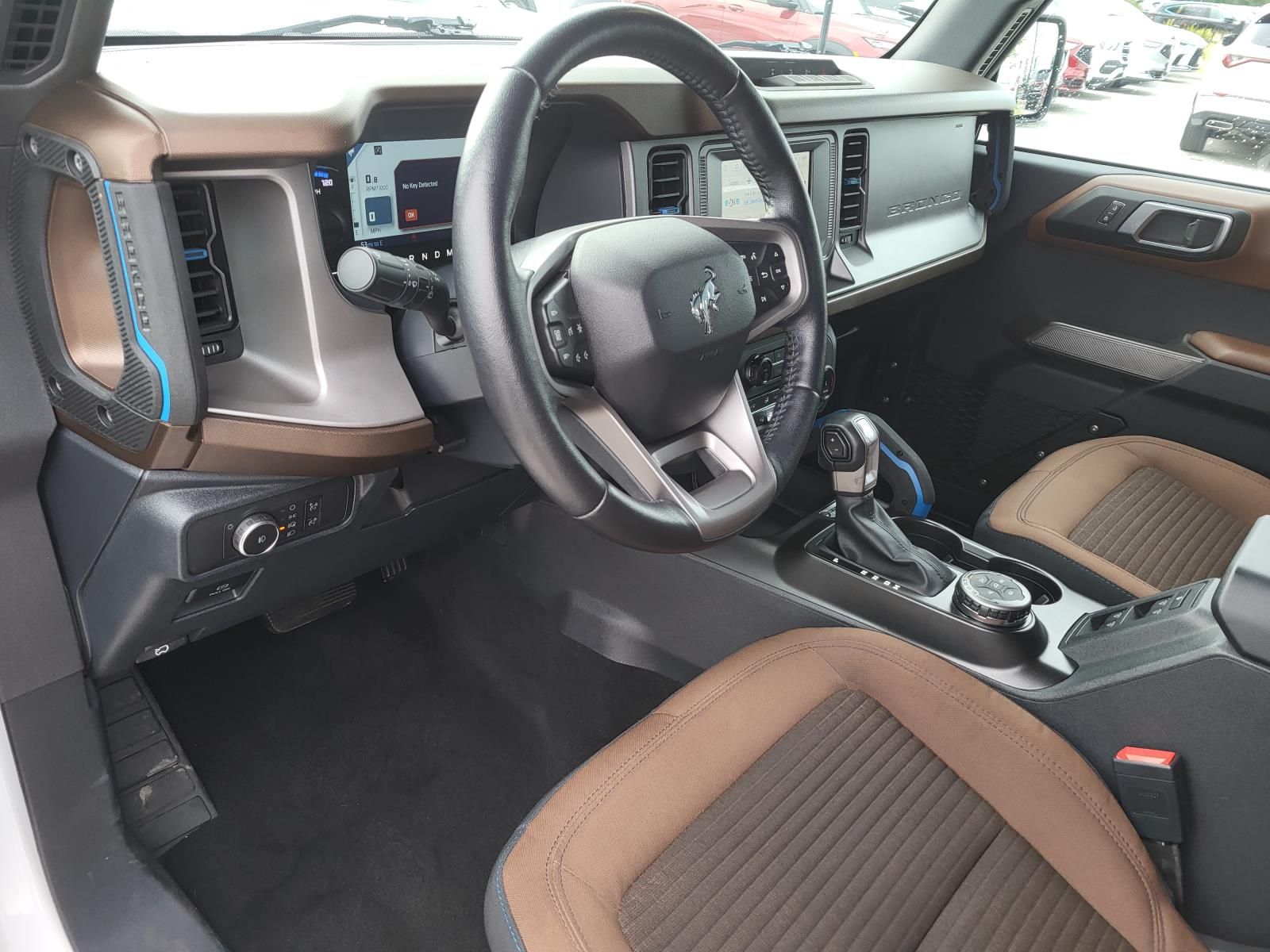 2022 Ford Bronco 4-Door Outer Banks - Photo 16