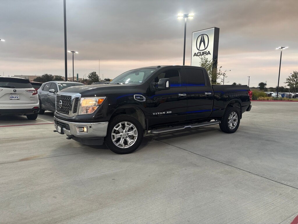 Used 2017 Nissan Titan XD SV Gas Truck Crew Cab