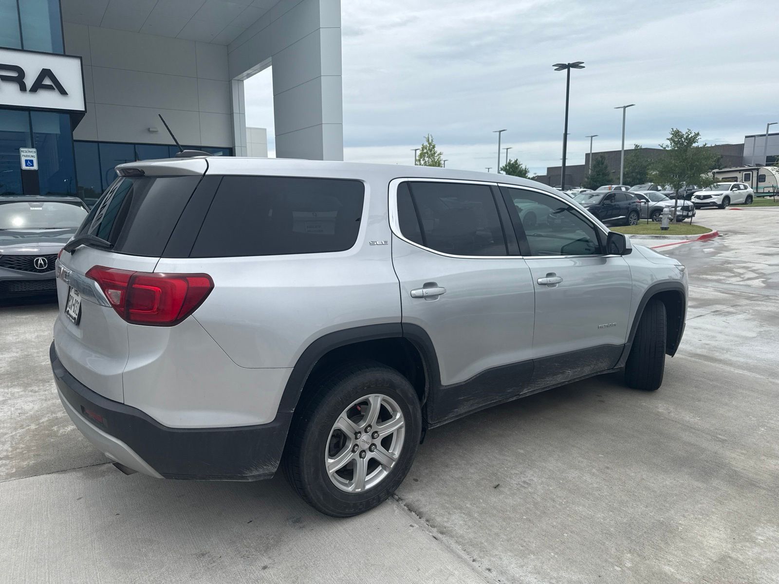 Used 2018 GMC Acadia SLE-1 with VIN 1GKKNKLA8JZ187662 for sale in Fort Worth, TX