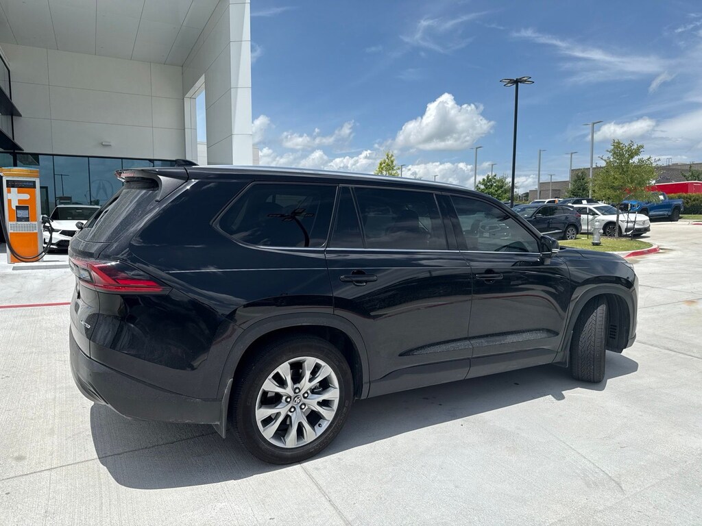 Used 2025 Toyota Grand Highlander Limited SUV