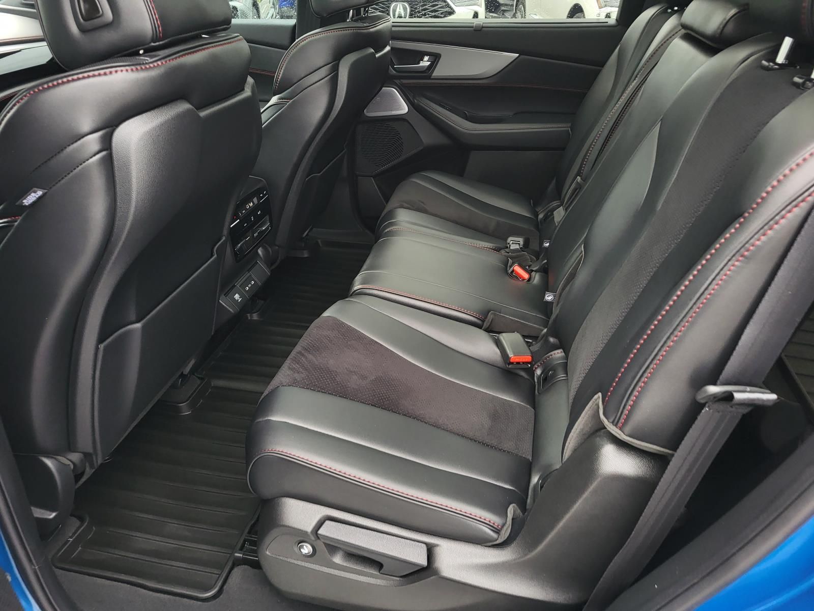 2026 Acura MDX A-Spec Package - Photo 13