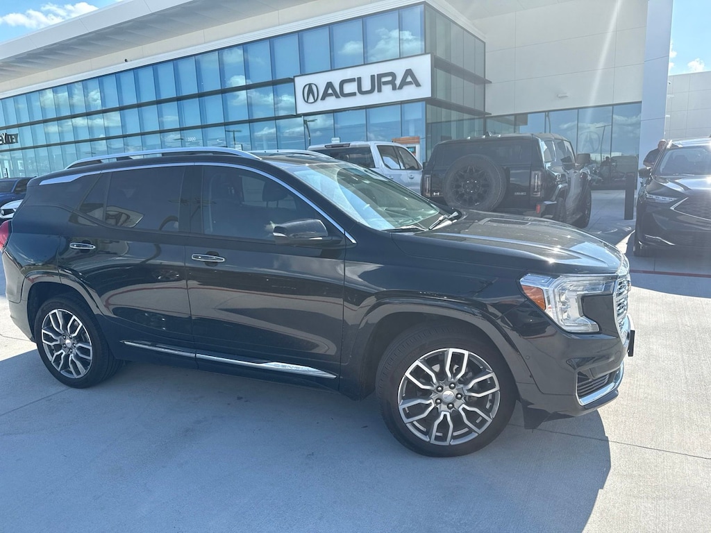 Used 2024 GMC Terrain Denali SUV