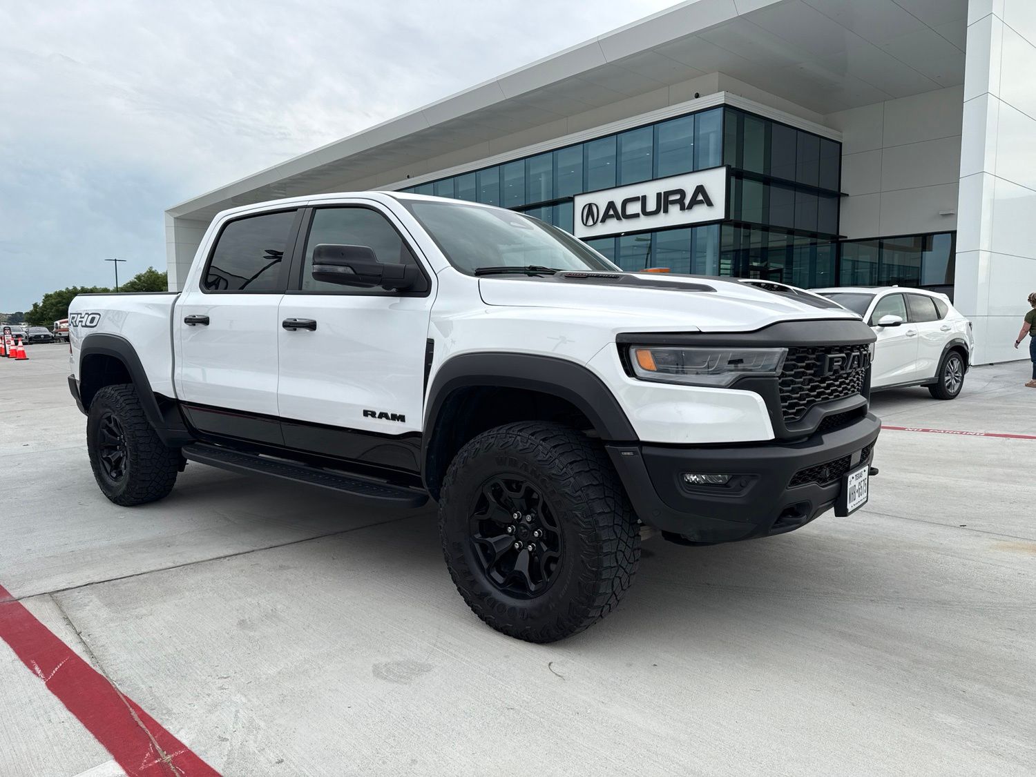 2025 RAM 1500 RHO 4x4 Crew Cab 5'7's photo