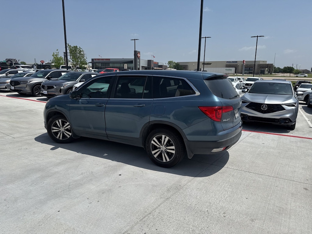 Used 2016 Honda Pilot EX-L w/Honda Sensing FWD SUV