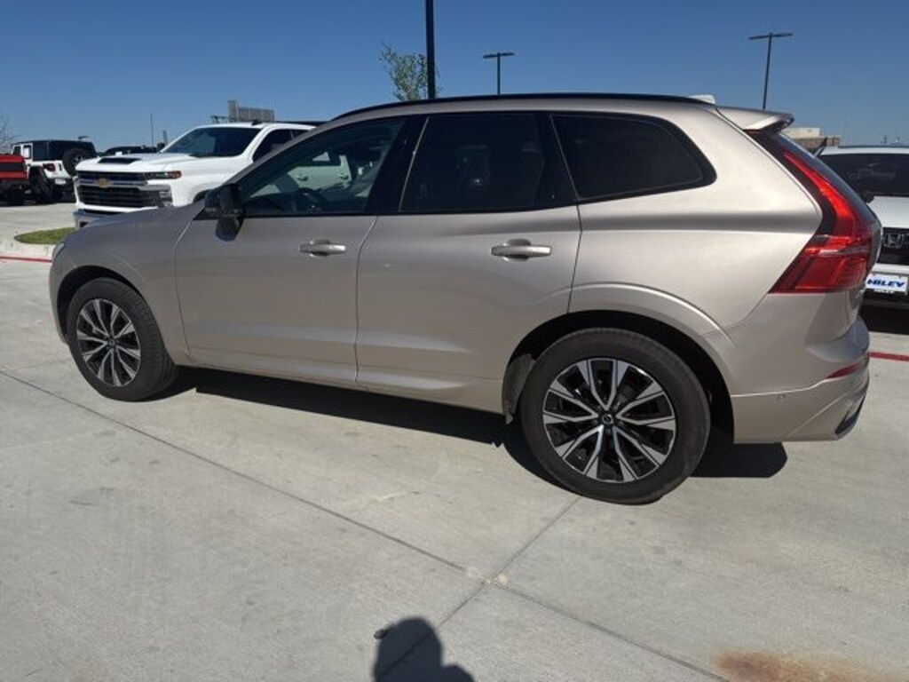 Used 2025 Volvo XC60 B5 Plus SUV