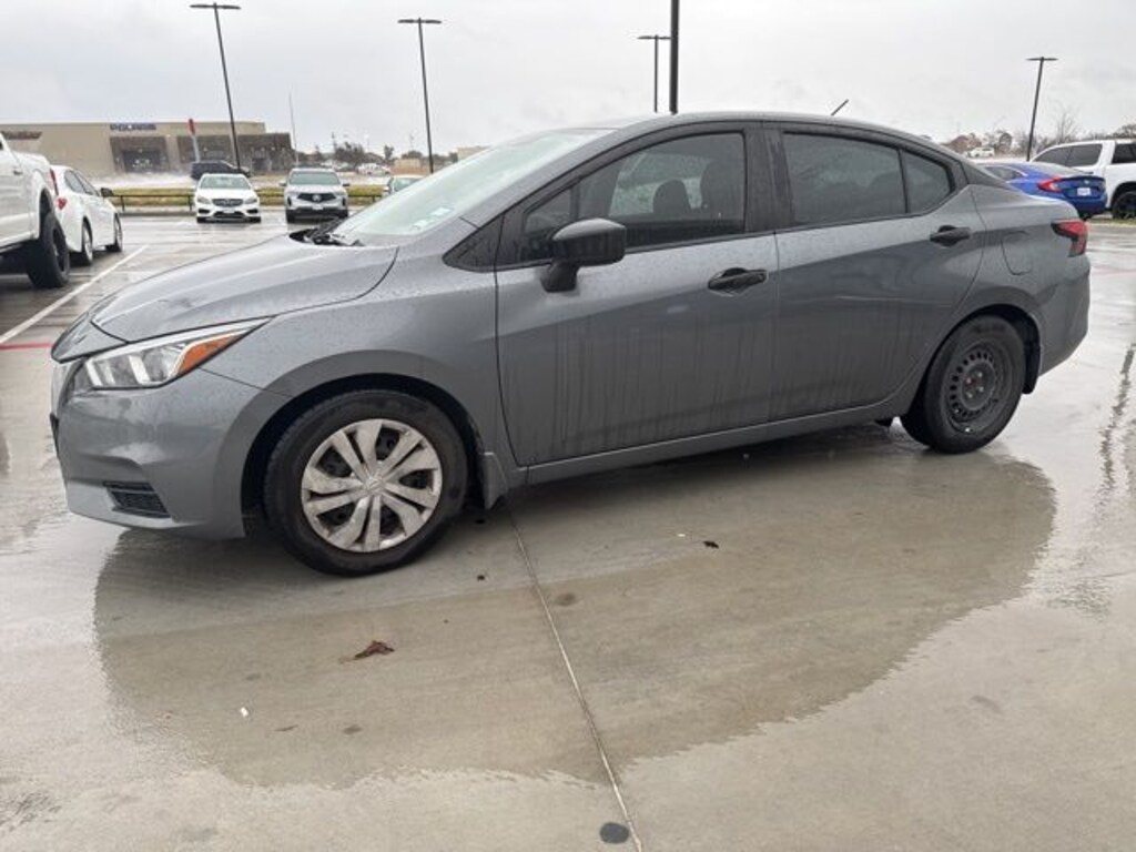 Used 2020 Nissan Versa 1.6 S Sedan