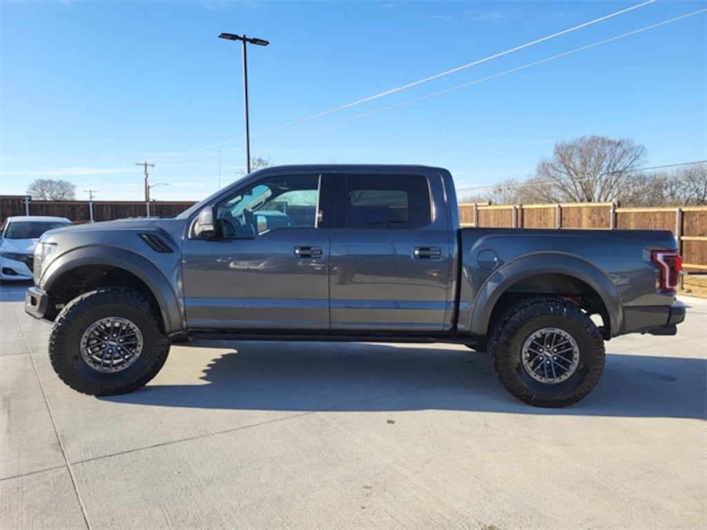 Used 2019 Ford F-150 Raptor Truck SuperCrew Cab