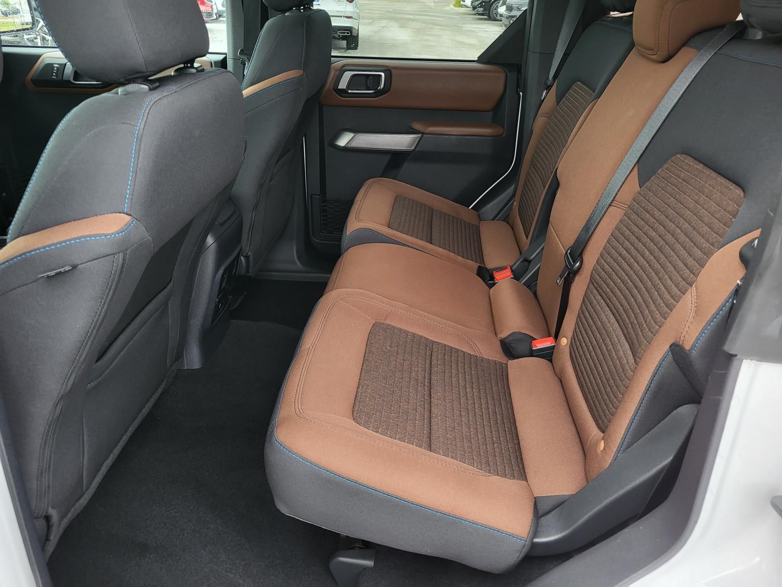 2022 Ford Bronco 4-Door Outer Banks - Photo 11