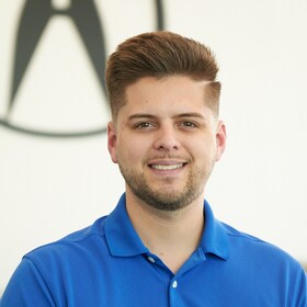 Staff member Adam Gonzalez from ID_04231eea13be