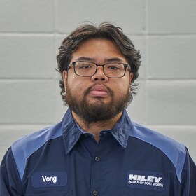 Staff member Vong Nhey from ID_4c76ea76dd24