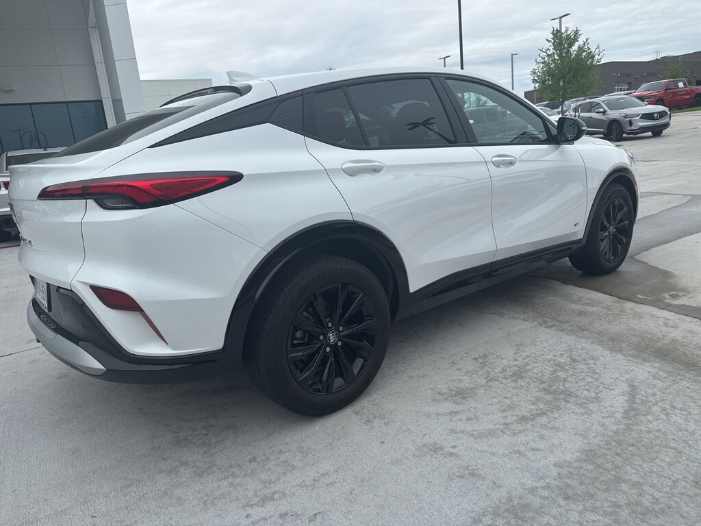 Used 2025 Buick Envista Sport Touring SUV