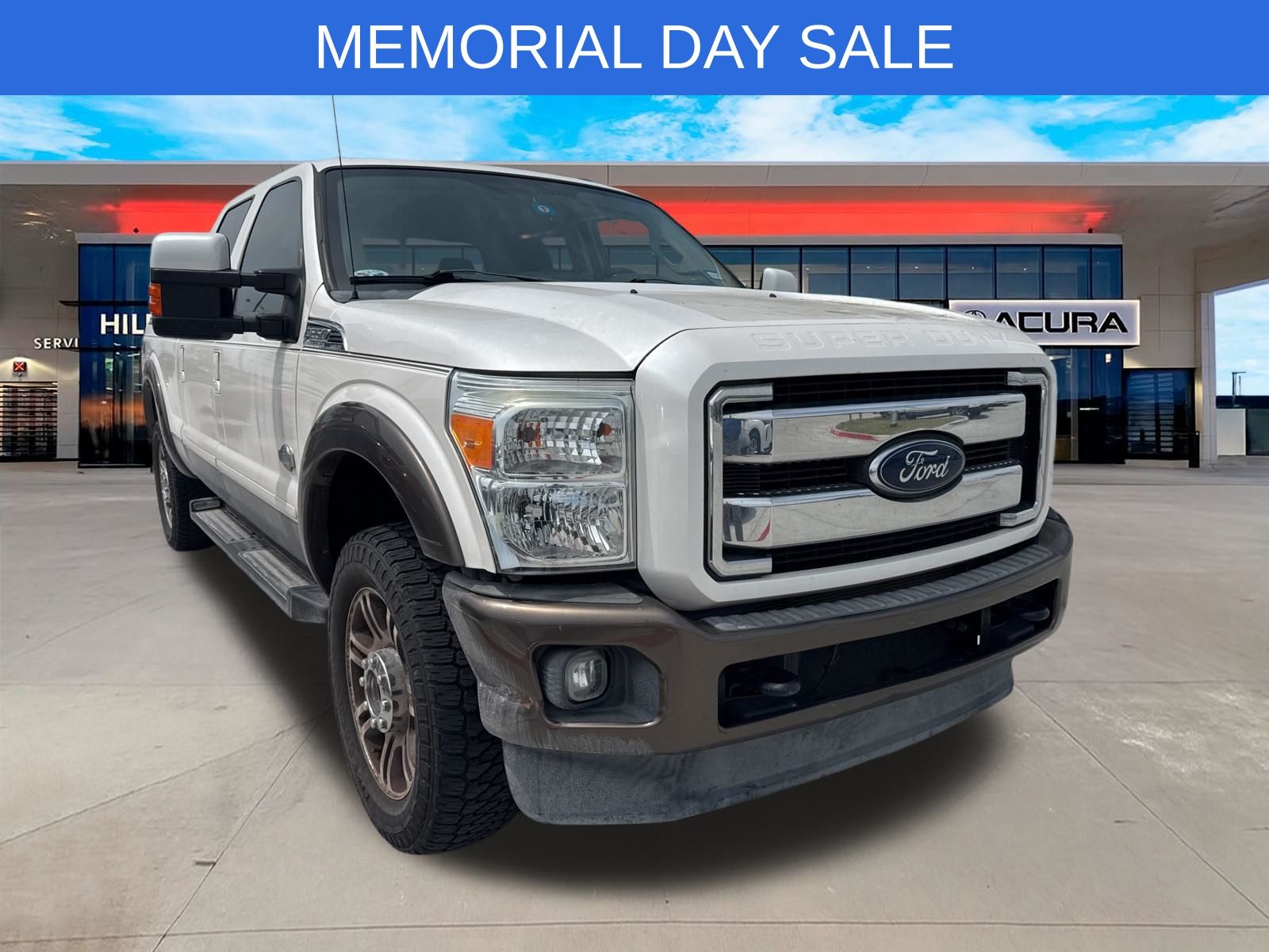 2015 Ford F-250 XLT 4x4 Crew Cab 172 in's photo