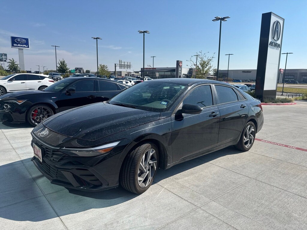 Used 2025 Hyundai Elantra SEL Sport Sedan