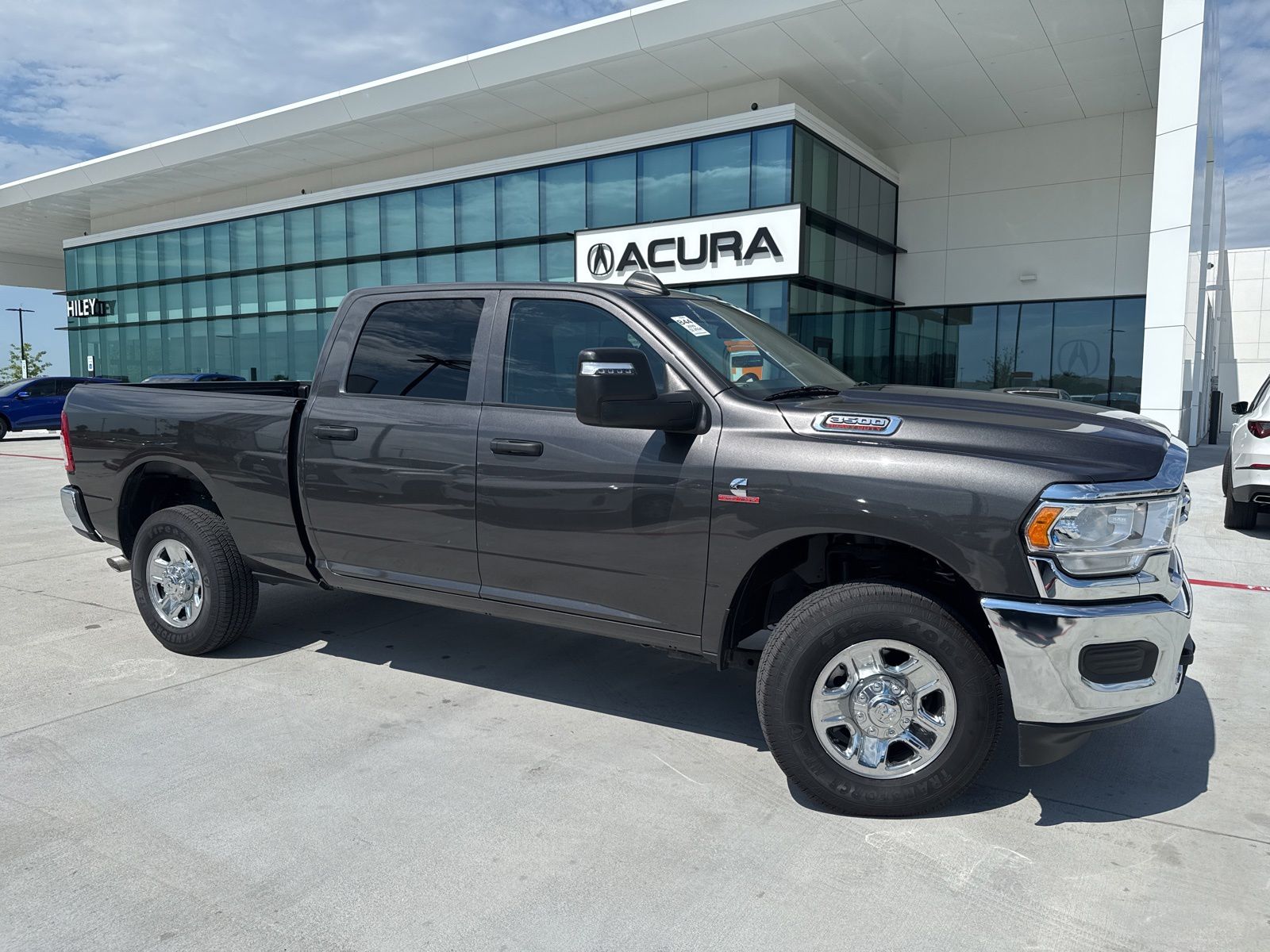 2024 RAM 3500 Tradesman 4X4 Crew Cab SWB's photo