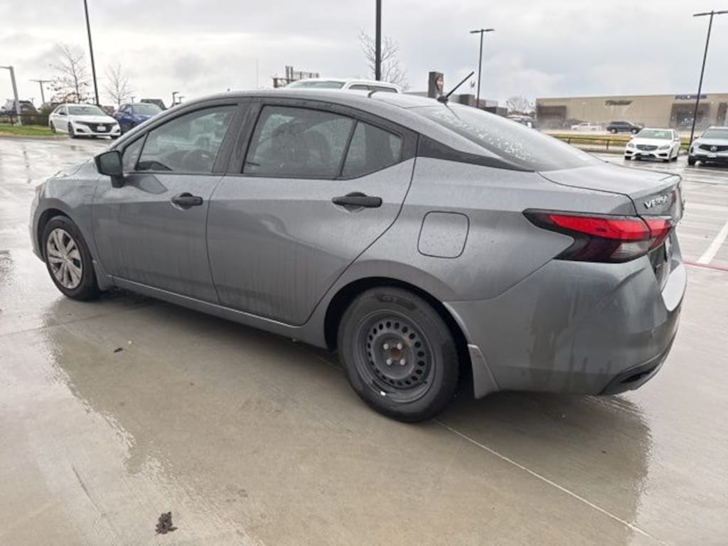 Used 2020 Nissan Versa 1.6 S Sedan