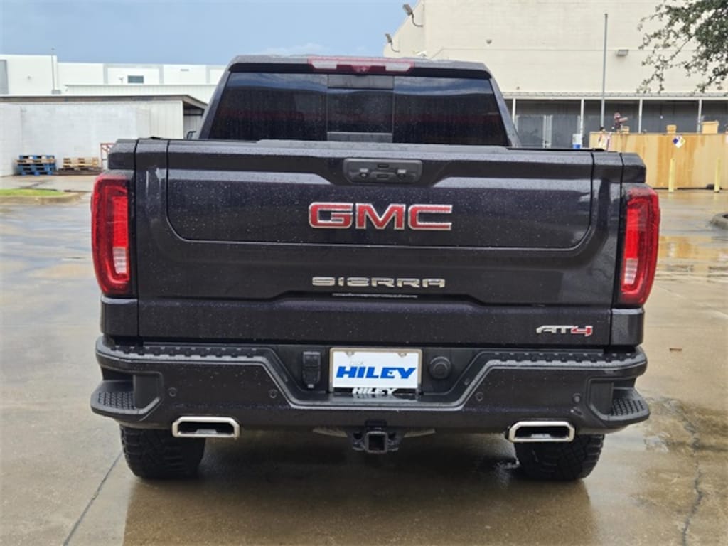Used 2022 GMC Sierra 1500 AT4 Truck Crew Cab