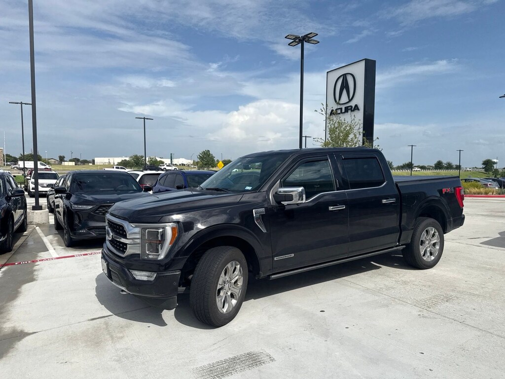 Used 2023 Ford F-150 XLT Truck SuperCrew Cab