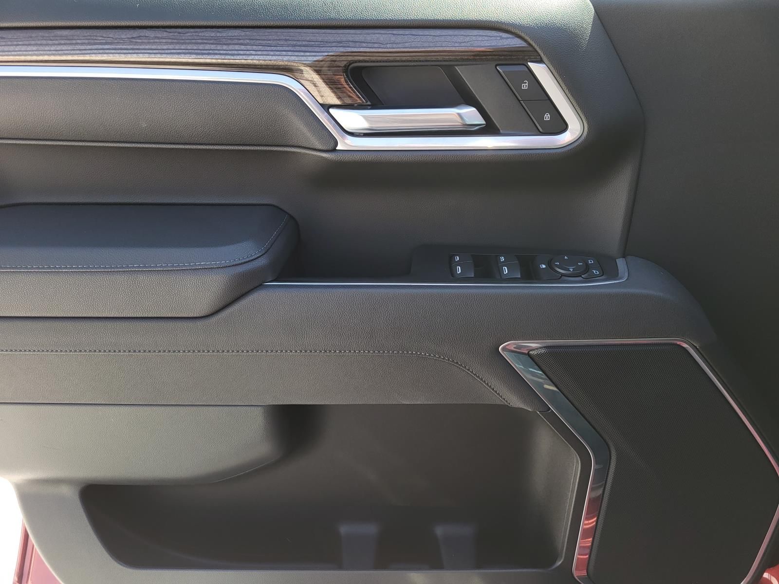 2025 Chevrolet Silverado 1500 RST - Photo 14