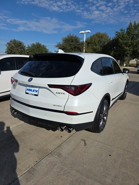 2022 Acura MDX Type S photo 3
