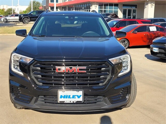 2023 Gmc Terrain SLE photo 2