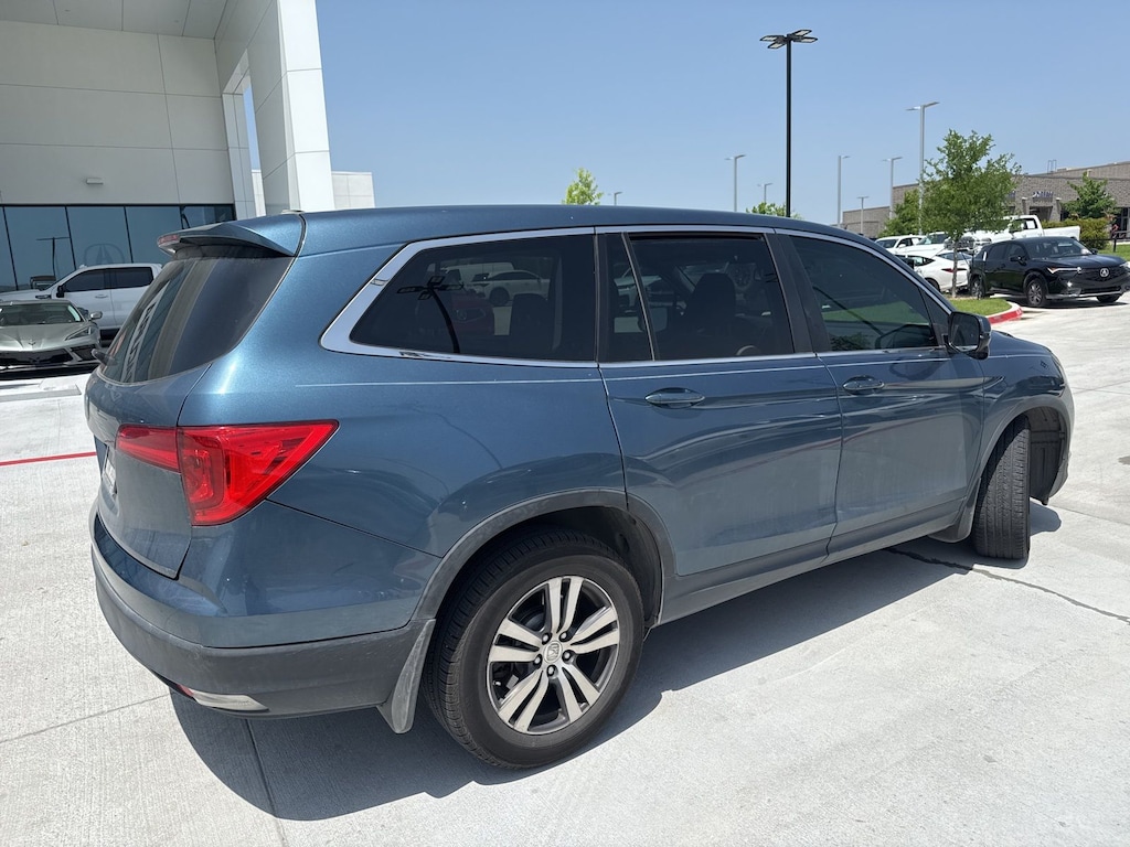 Used 2016 Honda Pilot EX-L w/Honda Sensing FWD SUV