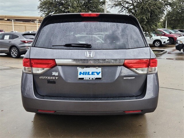 2016 Honda Odyssey SE photo 4