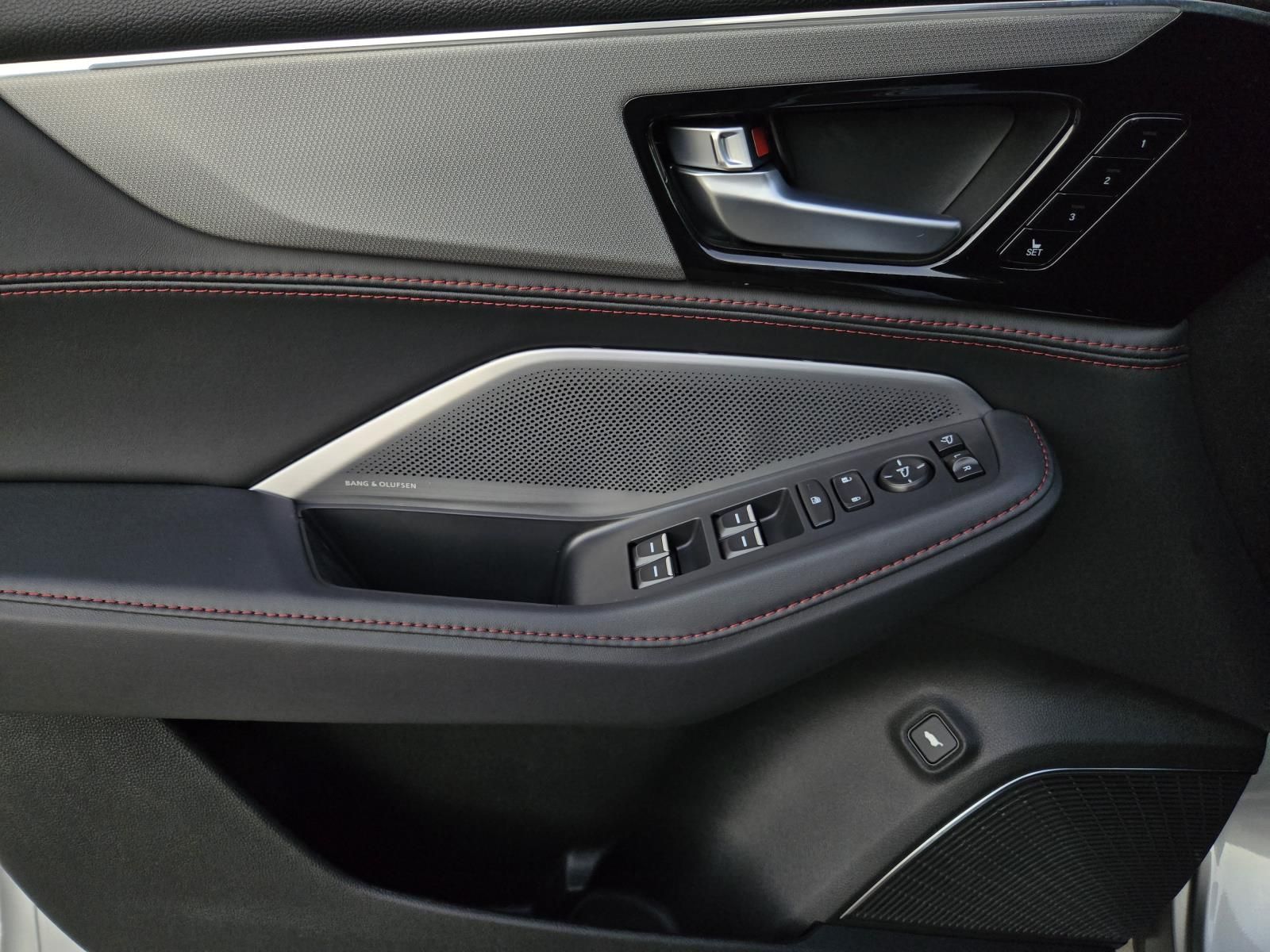 2026 Acura MDX A-Spec Package - Photo 19