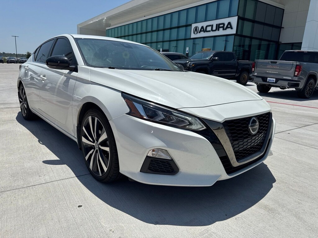 Used 2021 Nissan Altima 2.5 SR Sedan