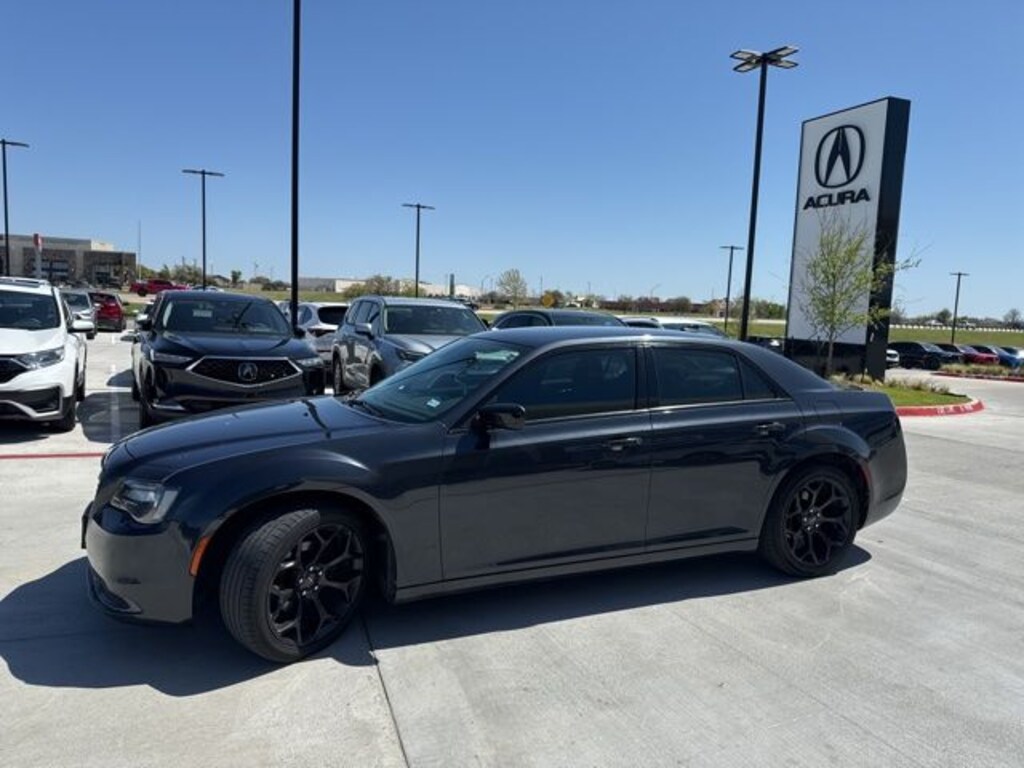 Used 2019 Chrysler 300 Touring Sedan
